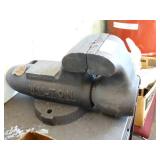 Vintage 4" jaws Wilton bullet torpedo machinist parts vise