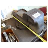 Vintage 4" jaws Wilton bullet torpedo machinist parts vise