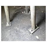 Metal Pipe Holder / Level - Bolted to Floor