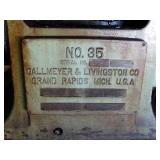 Gallmeyer & Livingston No. 35 grinder