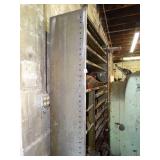 Metal Shelf w/o Contents