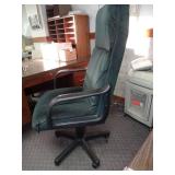 Nice Full Back rolling Office Chair
