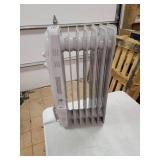 PELONIS PHO15A2AGW, Basic Electric Oil Filled Radiator, 1500W Portable Full Room Radiant Space Heater with Adjustable Thermostat, White, 26.10 x 14.20 x 11.00