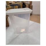 Van Ness Plastic Pet Food Container for Both Dogs and Cats, 10 lb