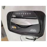 Aurora AU1230XA Anti-Jam 12-Sheet Crosscut Paper Shredder 5.2-gallon Wastebasket