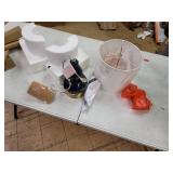 Anya 20.5" Mini Glass LED Table Lamp, Multiple Colors by JONATHAN Y