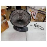Comfort Zone 700/1000-Watt Oscillating Parabolic Dish Radiant Electric Portable Space Heater , Black