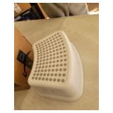 Dreambaby Step Stool for Toddlers and Kids Gray 12"(L) x 7"(W) x 5"(H)