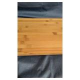 WOODEN CUTTING BOARD
