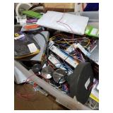 Pallet-O-Fun One Bid Takes All!!! w/Bonus Case of Brand New Wet Wipes