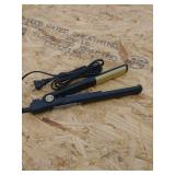 Andis Professional Series Curved Edge Flat Iron, 1" USED