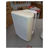 Herdio 5 inch 2-way Waterproof Indoor/Outdoor Speakers USED