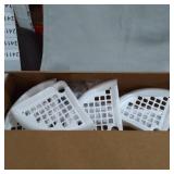 BATHTUB 4 STORAGE W/ POLES - WHITE