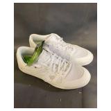 VARSITY ALL FOR 1 CHEER SHOES SIZE 3y