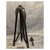 CAMERA TRIPOD