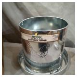 GALVANIZED HANGING FEEDER METAL 15 LB