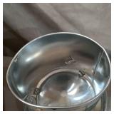 GALVANIZED HANGING FEEDER METAL 15 LB