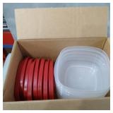 Rubbermaid Easy Find Vented Lids Food Storage Containers, Set of 8 (16 Pieces Total) Plastic ConatinersReusable & Stackable Meal Prep Containers, Racer Red