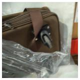 HANKE EXPANDABLE FOLDABLE W/ WHEELS CARRY ON SUITCASE