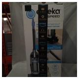 EUREKA FLEXABLE HOSE & DETACHABLE WAND LIGHTWEIGHT VACCUM