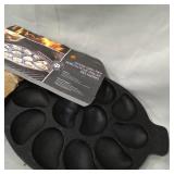 Outset Oyster Grill Pan (GENTLY USED)