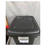 IRIS 67 Quart Airtight Pet Food Container, Black