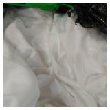 WHITE MATTRESS COVER SIZE UNKNOWN