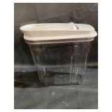 3 CLEAR FOOD STORAGE CONTAINERS