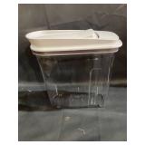 3 CLEAR FOOD STORAGE CONTAINERS