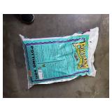 FoxFarm Ocean Forest Plant Garden Potting Soil Mix