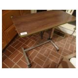 Adjustable tv tray table