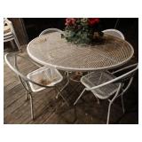 Metal patio set w/ 4 chairs