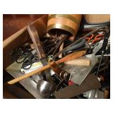 Large lot of various kitchen utensils