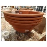 4 corner or circle planters