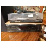 Sony stereo w/ Magnovox speakers