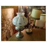 2 table lamps