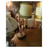 2 table lamps