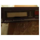 DSP 256 multi effects processor - in box!