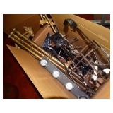 Box lot of lights & misc.