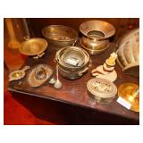 Large lot of various brass decor