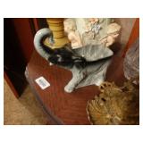 Various collectable decor