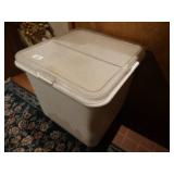 Lg plastic ingredients bins