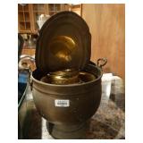 Lot of several brass planters