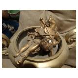 Pot decor & cherubs