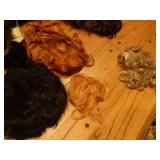 Lot of several wigs