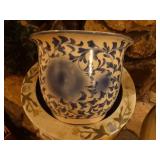 Set or porcelain planters & garden hose