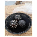 Decorative statues and trays Black
