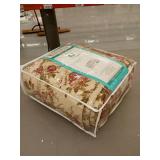 Waverly Norfolk Reverislbe 4-Piece Quilt Set