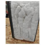 Madison Park Virginia Tufted Cotton Chenille Medallion Comforter - Retail:$139.97 Full/Queen