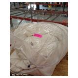 BYB Luxury down top featherbed twin XL top